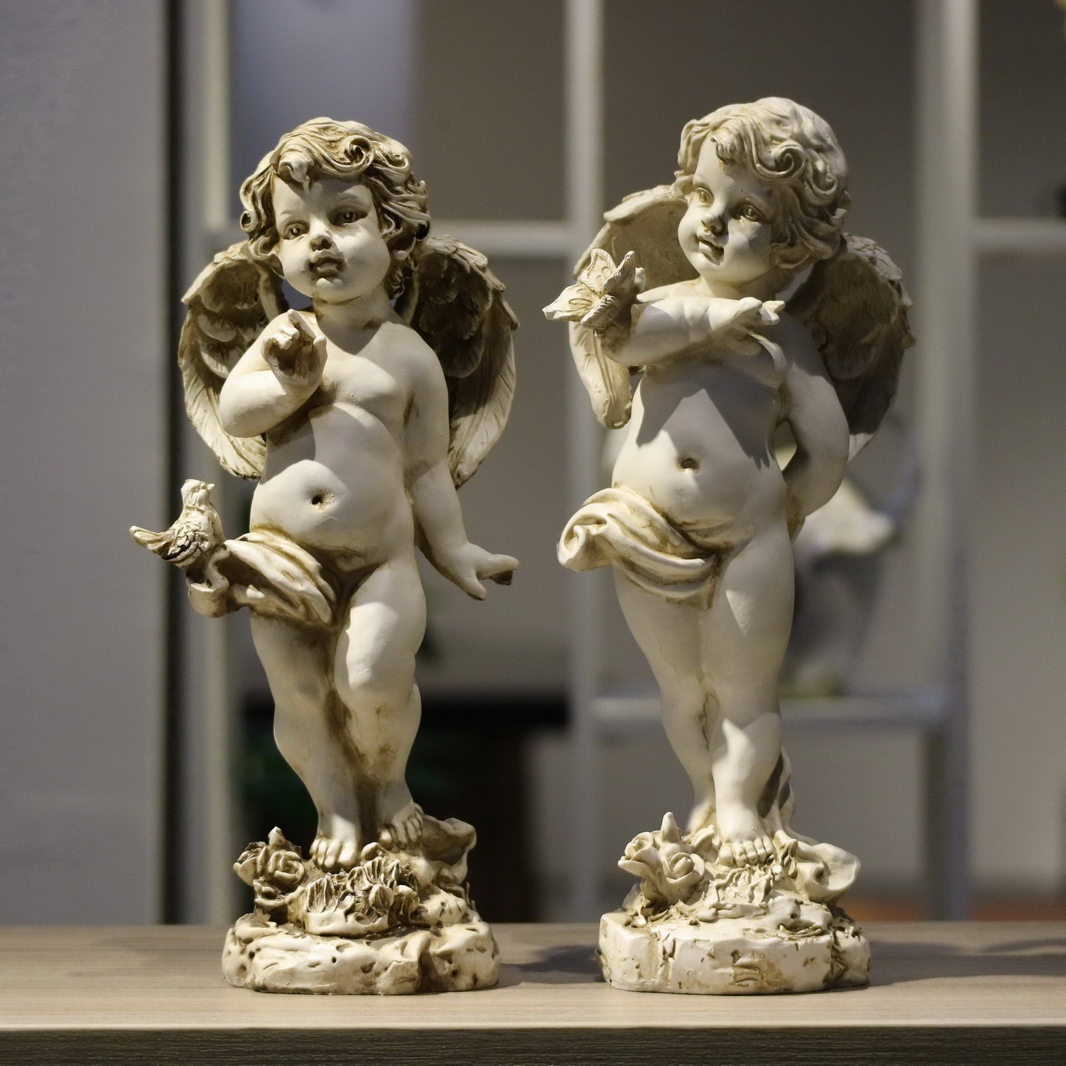 Resin Art Wedding Gift - Retro Figurka Anioła z Żywicy 29cm