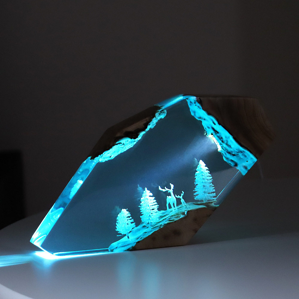 Resin Art Resin - Leśna Wróżka Jeleń Ozdoba na Biurko
