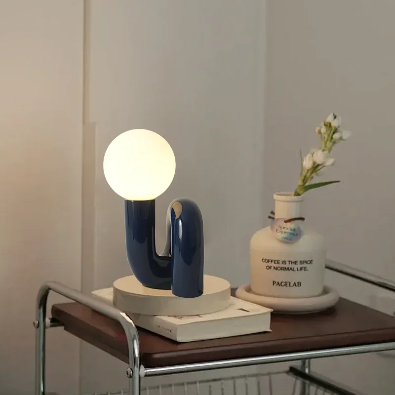 Nordycka szklana lampa stołowa – Resin Art Uk recenzja i cena